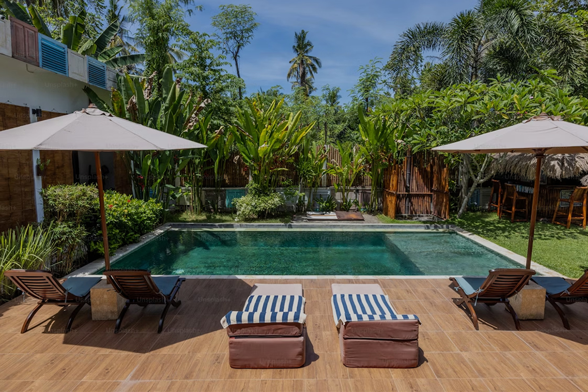 aquavations pool 10